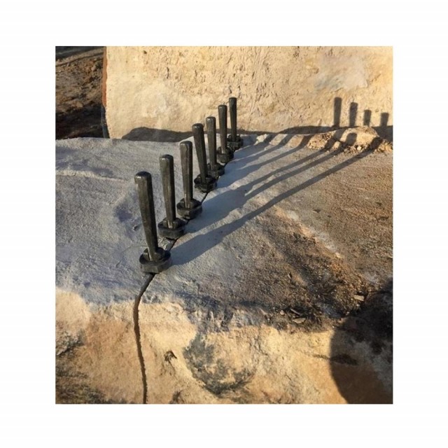 Deling av stein med fjellkiler fra Riktighandel.no