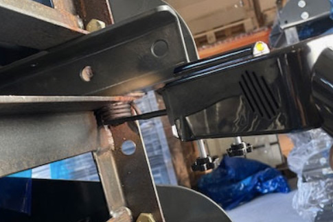 KMi Heater X175 løsner en fastrusta bolt