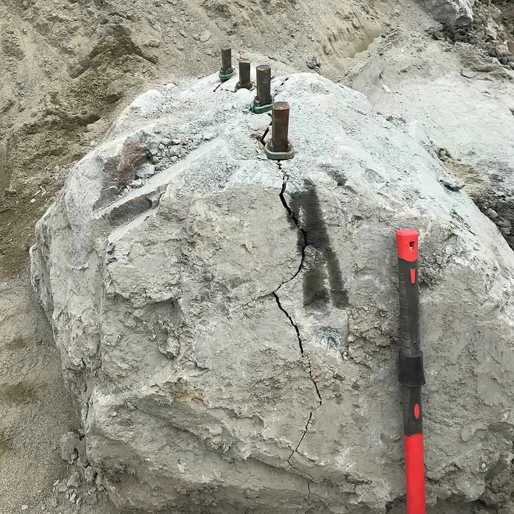 Bilde av fjellkiler i bruk